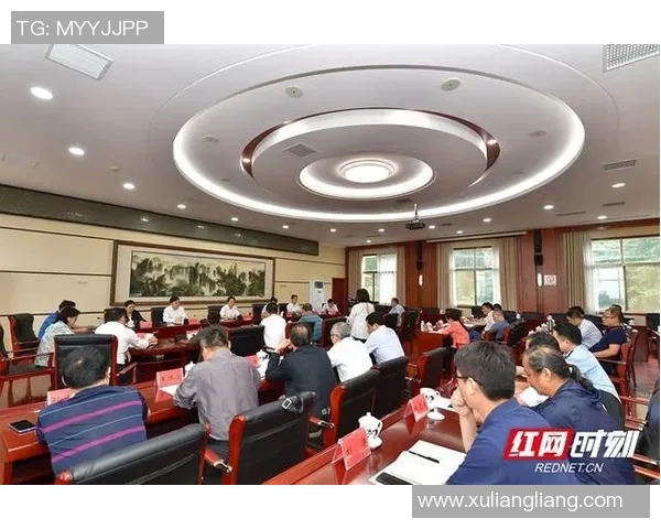 疫情防控常态化背景下的社会经济影响与复苏路径探析